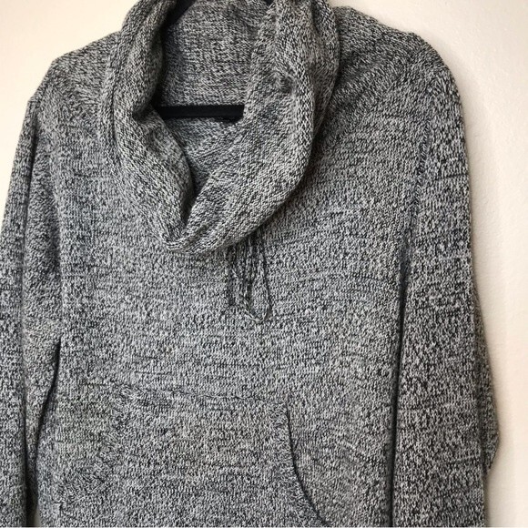 Rocawear Funnel Neck Tie Gray Black Marled Sweater Kangaroo Pocket Womens 2X - Picture 2 of 12